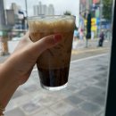 길디야 | 스타벅스 헤이즐넛오트아이스 쉐이큰 에스프레소, 멜팅리코타 슈크림 케이크 솔직후기