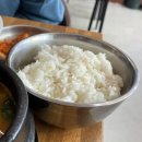 엄마와 아들의 행복한 밥상 이미지