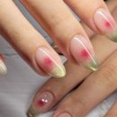 네일롭따