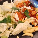 철판위에 닭갈비 이미지