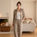 반코디 | 한파 걱정 끝! 밍크기모 반집업 니트 세트 착용 후기｜꾸안꾸 겨울 코디 완성