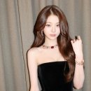 스피넬헤어라인 | 장원영 불가리: 2026 에클레티카 갈라에서 빛난 '불가리 공주' 블랙 벨벳 드레스+세르펜티 주얼리 풀...