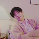 라이프 고즈 온 (Life goes on) 이미지