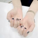 네일이예쁘다