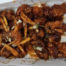 명품닭집 | [속초 중앙시장 맛집] 서민갑부 시장닭집 매콤 향긋한 더덕닭강정 인생 맛집 등극! (포장 꿀팁)