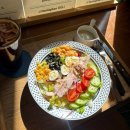 팜스 | 야탑 카페 샌드위치 샐러드 브런치 두바이쫀득쿠키 추천 팜스플랜델리 쁘띠우스점 후기