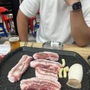 돈돼지왕소금구이 이미지