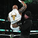 WWE WRESTLEMANIA XL 더락을 공격하는 언더테이커 이미지