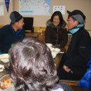 지난 2010년 12월31 훌쩍 떠난 여행~~~강릉 바우길 게스트하우스 식당에서 이미지