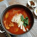 청산초등학교 | 완도 청산도 힐링 여행(+배시간표, 맛집, 슬로길 코스) | 느리게 걷는 섬에서 만나는 봄날의 여유