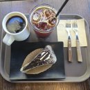 유토피아(가) | 오도리카페 카페포토피아 후기 | 포항가볼만한곳 적합한 포토존 유토피아가 산토리니처럼 펼쳐지는 포항...