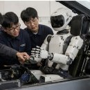 KAIST, ‘움직이는 AI 시대’ 선도…‘인간형 조종사 로봇’ 등 선봬 이미지