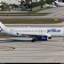 [Green Box] - JetBlue Airways A320-232 (N586JB) &#34;I love New York&#34; colors. 이미지