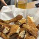 더 맛있는 옛날통닭 | 요즘 핫한 이수지 치킨! [가마치통닭 메뉴] 갓 튀겨내 더 맛있는 옛날통닭 &amp; 감자튀김