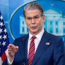 From bombs to economic warfare: US pivots on Iran 폭탄에서 경제 전쟁으로: 미국, 이란전략전환 이미지