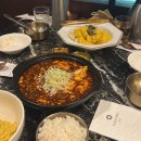 6402 | 이수역 중국집 월량 마파두부 망고크림새우 후기