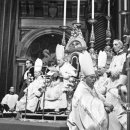 60년 전 제2차 바티칸 공의회의 첫 행보: 세상을 향해 문을 활짝 연 교회 이미지