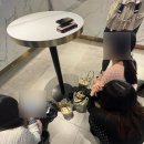 지에스25양재구룡점 | 사라질 듯 사라지지 않는 조각들도