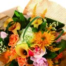 [월간플로라]플로아트의 엘레강스 졸업식 꽃다발 이미지