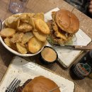 MAIN(메인) | 86] 버거 맛집 Vonns, Joey Burrad, ⭐️밴쿠버 미슐랭 원스타⭐️ Published on Main 퍼블리쉬드 온 메인 후기