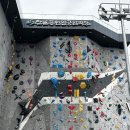 실내암벽장 | 마산 클라이밍 만날공원 인공암벽장 창원 아빠랑 아이랑 가볼만한 곳 실내 클라이밍 체험