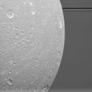디오네(Dione) 이미지