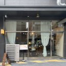 골목길 식탁 이미지