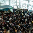 La situation s’améliore dans plusieurs aéroports européens touchés par une 이미지