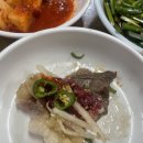 국빈관나이트 | 살살녹는육회 VS 질긴 차돌박이 독산동 협진식당5호점 후기