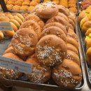 올림푸스한국 (주)대전센타 | 빵 종류 숫자에 놀라고, 빵 이름에 빵 터졌던, 배가 빵빵했던 하루 성심당 대전역점 방문 후기