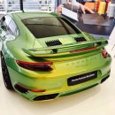 Porsche Exclusive Manufaktur 911 Turbo S Phython Green 이미지