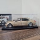 Mercedes Benz Maybach S600 gold; in DAISO acrylic case 이미지