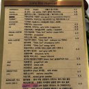 신사역 5번출구 앞 이미지