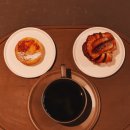 왕십리 로스터리 카페 어폴 Coffee Store (바삭 에그타르트, 시나몬 롤, 다양한 나라의 필터커피)