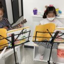 칼림바와 우쿨렐레반 네이버블로그