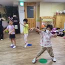 9월2주＞새보람유치원 친구들의 k-pop 댄스시간 이미지