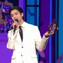 Black & White rowoon 이미지