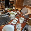 고기 굽는 남자 이미지