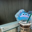 황후노래클럽 - 홍성군 문화로 160 | [홍콩/마카오] 여자 혼자 연말 홍콩여행 1일차✈️ -미드레벨에스컬레이터/크리스마스 윈터페스트