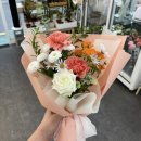 송리단길 꽃집 라이티티아플로 꽃들이 너무 싱싱하고 이뻐요!