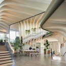 The Time is Out of Joint 이미지