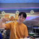 노모어 플레이스 | 홍대피자 푸짐한 토핑이 매력적 노모어피자 방문후기