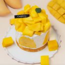 Title] 나를 위한 작은 사치, 호텔 부럽지 않은 '생망고 케이크' 홈파티 후기 (feat. 케익팩토리 딜리버리)