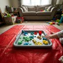 촉촉이네 | 아기 촉촉이 모래놀이 집에서 할 수 있는 집콕 실내 색모래 놀이