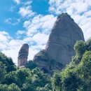 🌎⛰️ 세상에서 가장 큰 남근석과 여근석‼️ 이미지