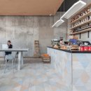 파스텔톤 호텔 로비 Grzywinski+Pons pairs industrial fixtures with pastel tones for Urban Villa hotel lobby 이미지