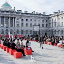 헤지스앞 이미지