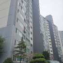 안산 보네르 빌리지 세면기 밑에 앵글밸브와 조절용 고압호스에서 물이 새서 새 고압호스로 교체 수리 진행해 드렸습니다~~ 이미지