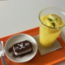 동네어닝 | [서울/구로] 구로업｜구로역 늦게까지 하는 조용한 동네 카페 솔직후기