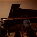 [Debussy Clair de Lune] 조성진의 피아노와의 대화 연주 영상만 바로 볼수 있도록 올립니다^^ 이미지
